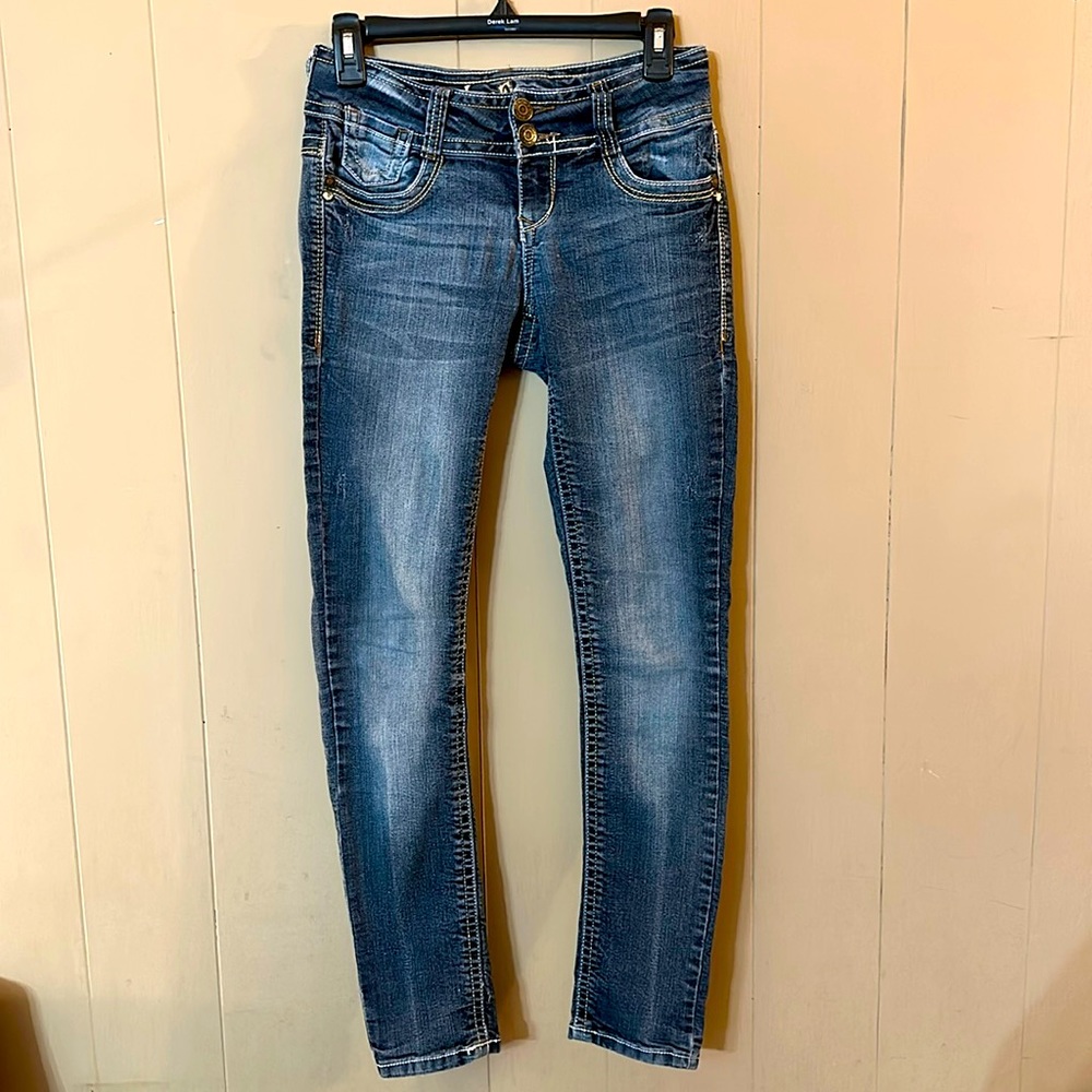 Wallflower skinny jeans size 3